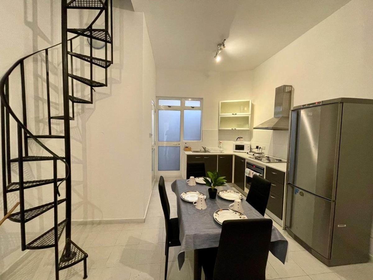 Balesa Property - Modern Duplex House In Central สลีมา ภายนอก รูปภาพ